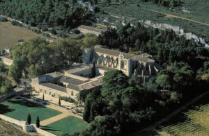 Vino Latino à l'Abbaye de Valmagne